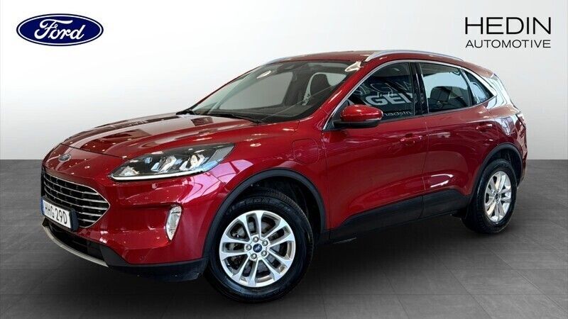 Röd (red) Begagnad 2022 Ford Kuga Titanium SUV | 244 900 kr (Marknadspris) - Bild 1/4
