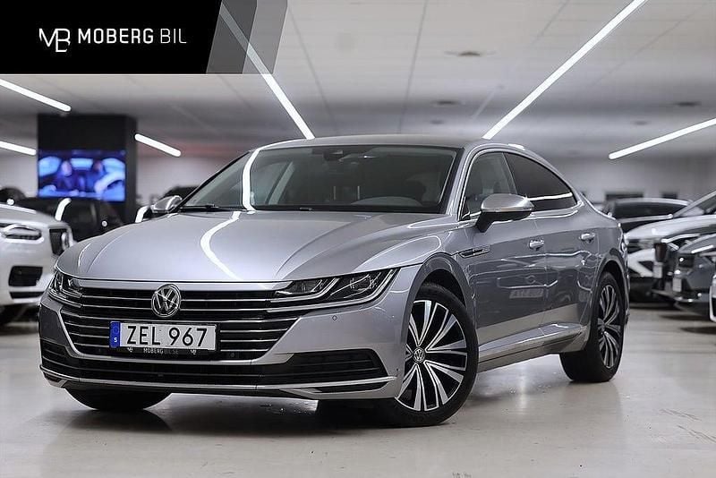 Silver Begagnad 2018 VW Arteon Executive Halvkombi | 199 900 kr (Bra pris) - Bild 1/2