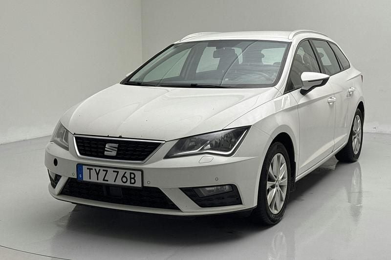 Vit Begagnad 2020 Seat Leon ST Kombi | 39 000 kr - Bild 1/4