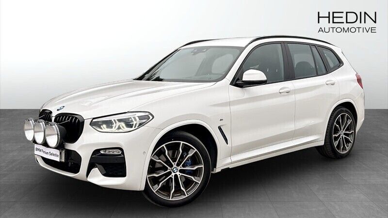 Vit (white) Begagnad 2019 BMW X3 M Sport SUV | 408 700 kr (Marknadspris) - Bild 1/4