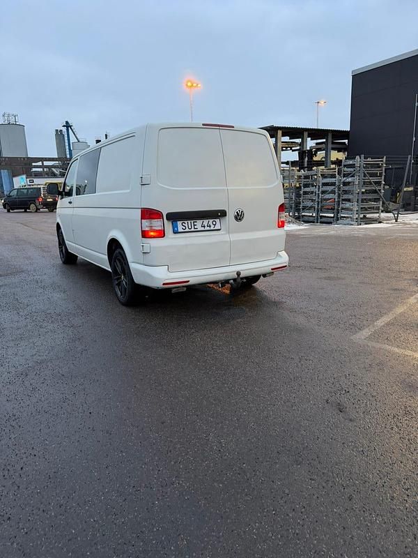 Begagnad VW T6 180 HK (132 kW) 2015 Alpine white (färgkod 300) Van
