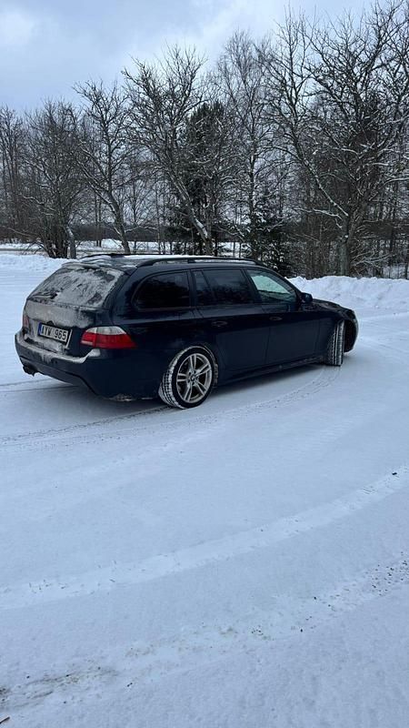 Begagnad BMW 535 272 HK (200 kW) 2007 Kombi