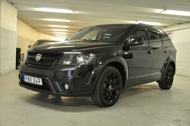 Begagnad Fiat Freemont Sport 170 HK (125 kW) 2014 Svart SUV