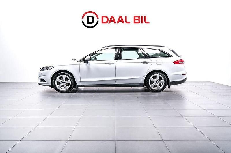 Vit Begagnad 2018 Ford Mondeo Kombi | 149 700 kr (Marknadspris) - Bild 1/4