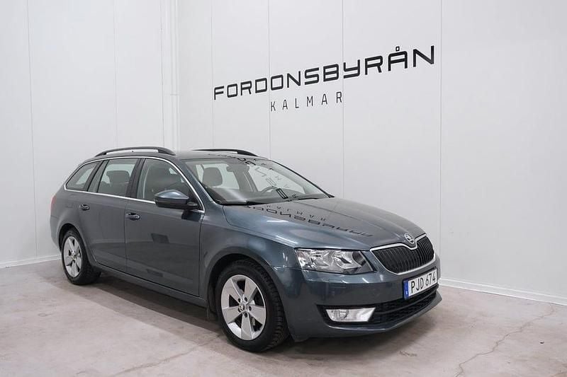 Grå Begagnad 2017 Skoda Octavia Ambition Kombi | 99 800 kr (Bra pris) - Bild 1/4