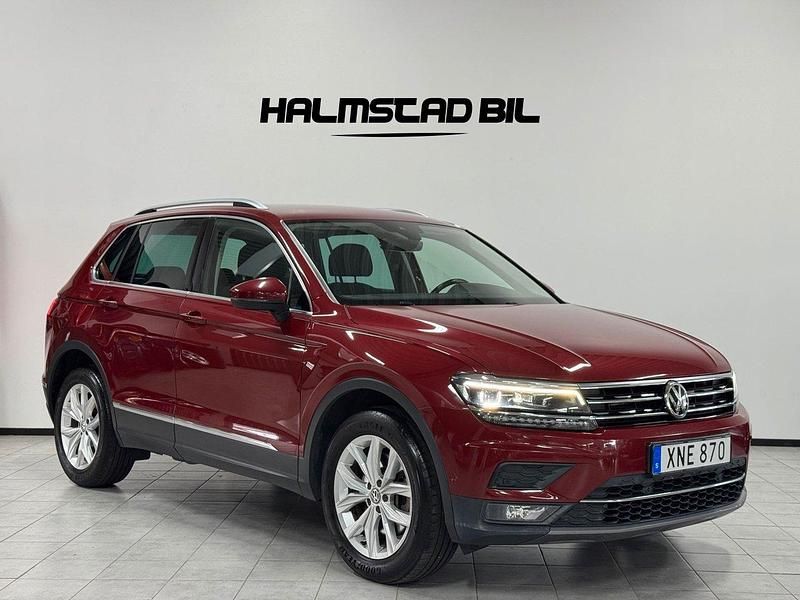Mörkröd Begagnad 2018 VW Tiguan GT SUV | 239 500 kr (Marknadspris) - Bild 1/4