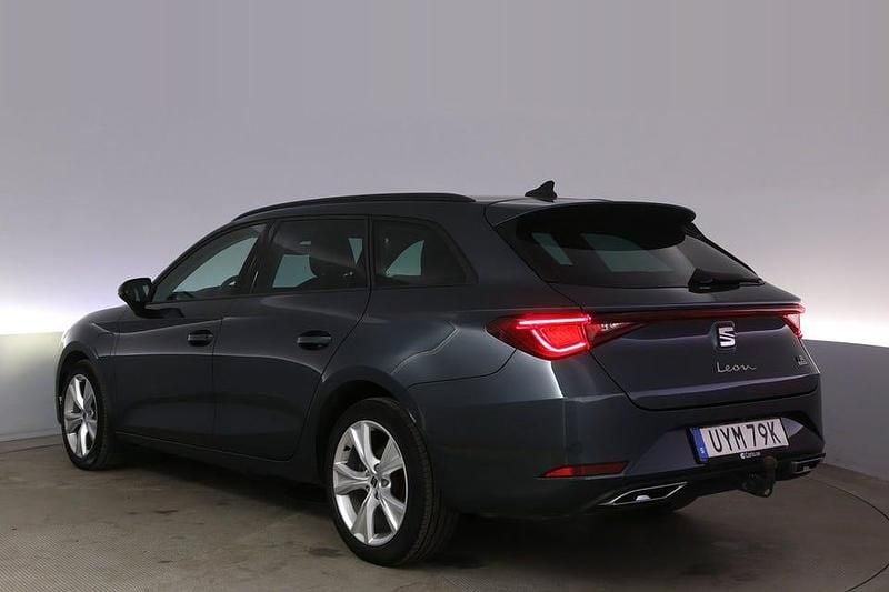 Begagnad Seat Leon ST FR 204 HK (150 kW) 2021 Grå Kombi