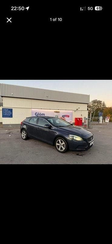 Blå Begagnad 2014 Volvo V40 Momentum Kombi | 38 000 kr (Superpris) - Bild 1/4