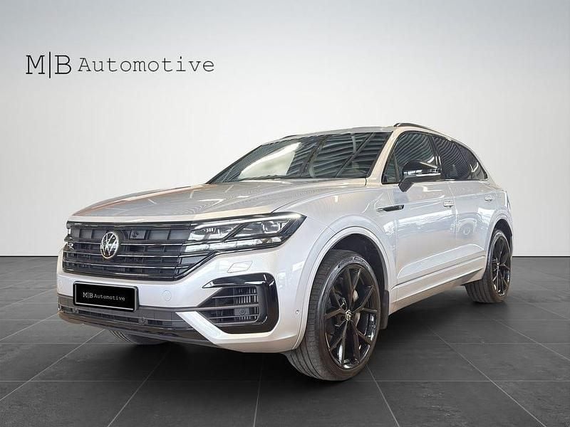 Silver Begagnad 2020 VW Touareg R SUV | 509 900 kr (Marknadspris) - Bild 1/4