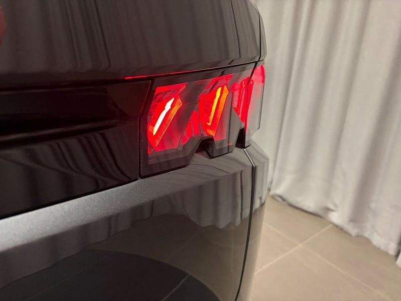 Begagnad Peugeot 3008 GT 146 HK (107 kW) 2025 Grå SUV