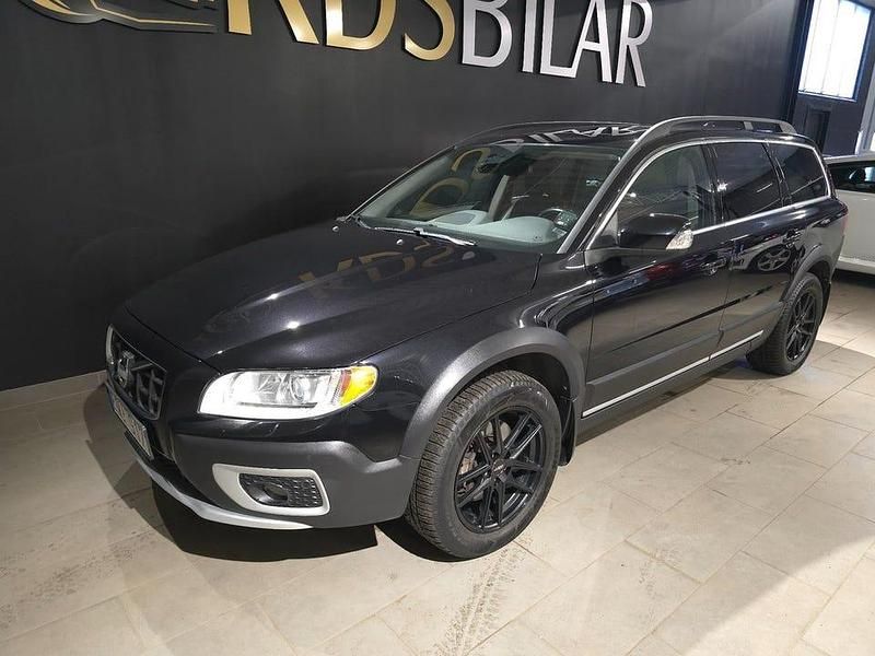 Begagnad Volvo XC70 Momentum 163 HK (119 kW) 2013 Svart Sedan