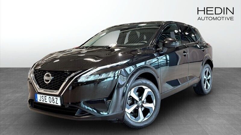 Svart (black) Begagnad 2022 Nissan Qashqai 360º SUV | 259 900 kr (Bra pris) - Bild 1/4