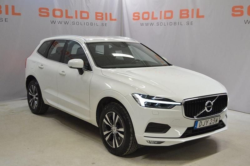 Vit Begagnad 2021 Volvo XC60 Momentum SUV | 279 900 kr (Superpris) - Bild 1/4