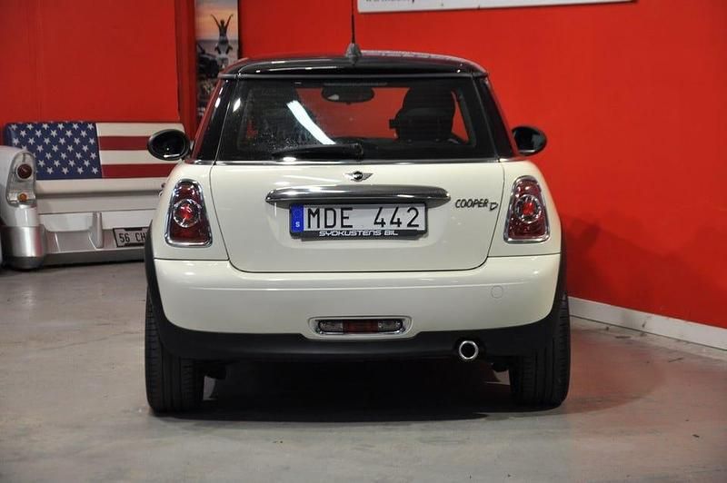 Begagnad Mini Cooper 112 HK (82 kW) 2012 Vit Halvkombi