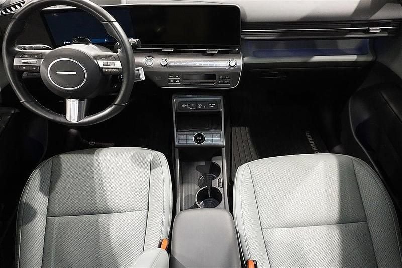 Begagnad Hyundai Kona Advanced 160 kW (218 HK) 2024 Vit SUV