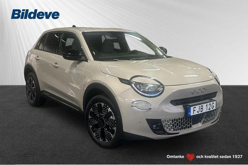 Ny Fiat 600 La Prima 137 HK (100 kW) 2025 Grå SUV