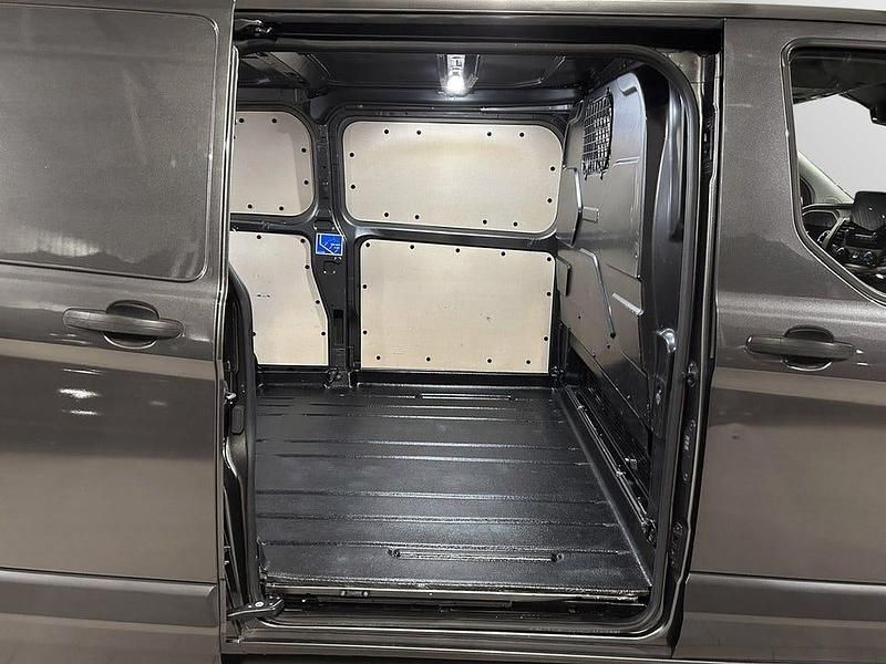 Begagnad Ford Transit Custom 131 HK (96 kW) 2021 Gråmetallic Van