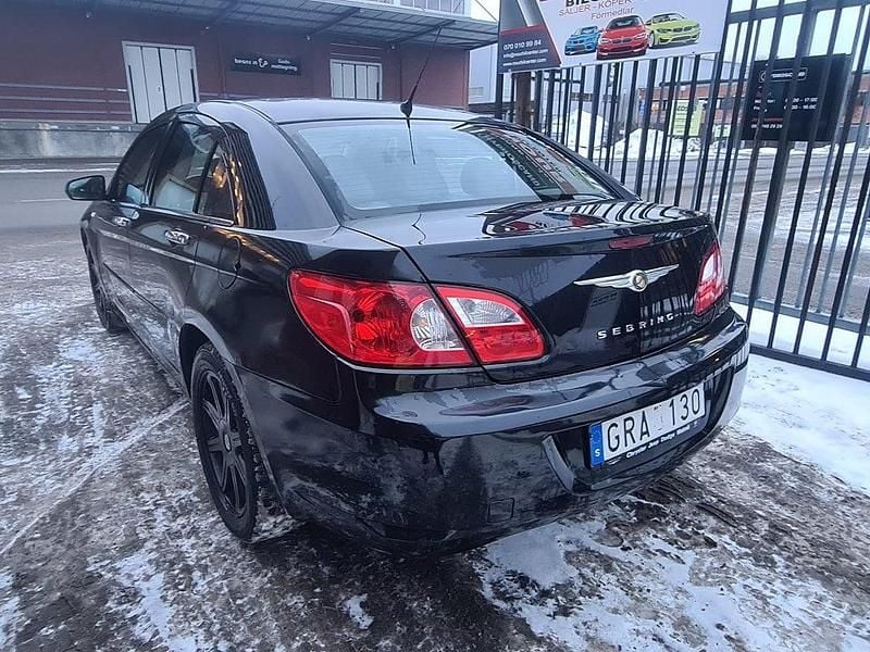 Begagnad Chrysler Sebring 186 HK (136 kW) 2007 Svart Sedan