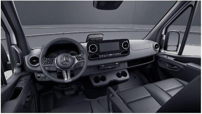 Begagnad Mercedes E-Sprinter 110 kW (150 HK) 2024 Vit Van