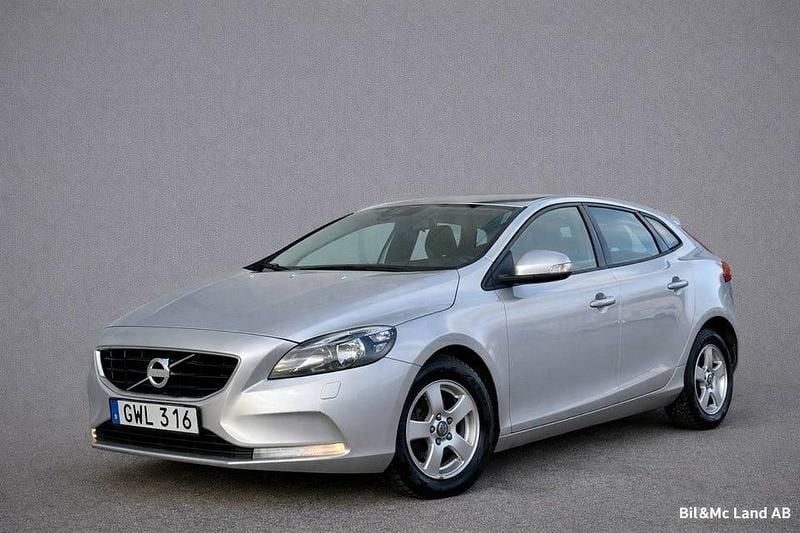 Begagnad Volvo V40 Kinetic 116 HK (85 kW) 2013 Grå