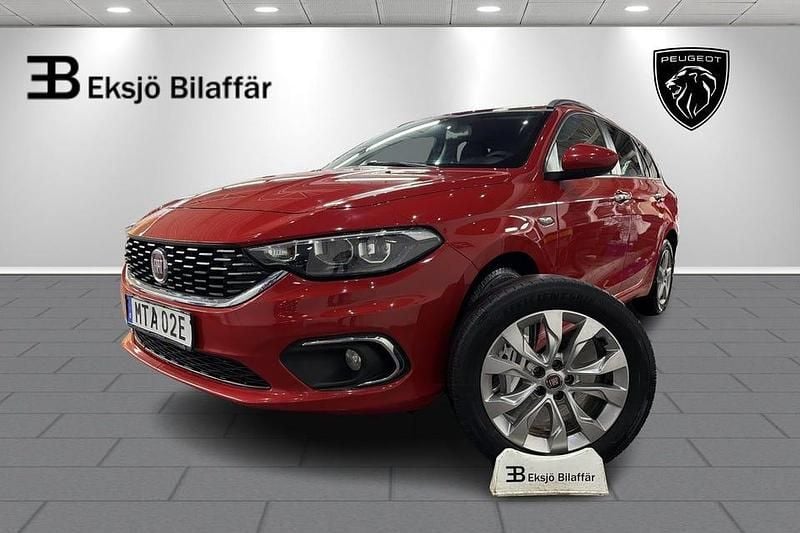 Röd Begagnad 2020 Fiat Tipo Kombi | 99 500 kr (Bra pris) - Bild 1/4