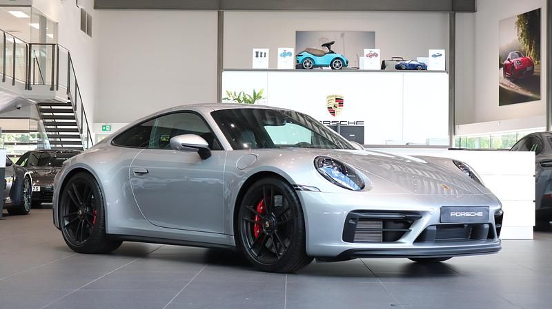 Silver Begagnad 2023 Porsche 911 Carrera GTS Sportkupé | 1 695 000 kr - Bild 1/4