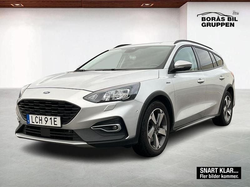 Grå Begagnad 2020 Ford Focus Active Kombi | 179 000 kr (Marknadspris) - Bild 1/1