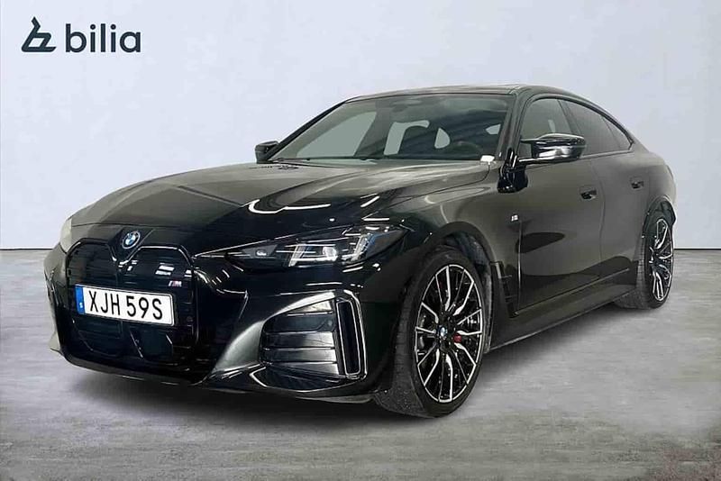 Begagnad BMW i4 442 kW (601 HK) 2025 Svart Sedan