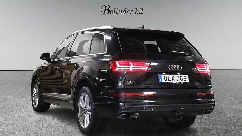 Begagnad Audi Q7 S-Line 272 HK (200 kW) 2015 Svart SUV