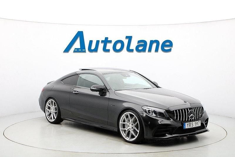 Grafitgrå metalliclack Begagnad 2018 Mercedes C43 AMG AMG Sportkupé | 519 900 kr (Marknadspris) - Bild 1/3