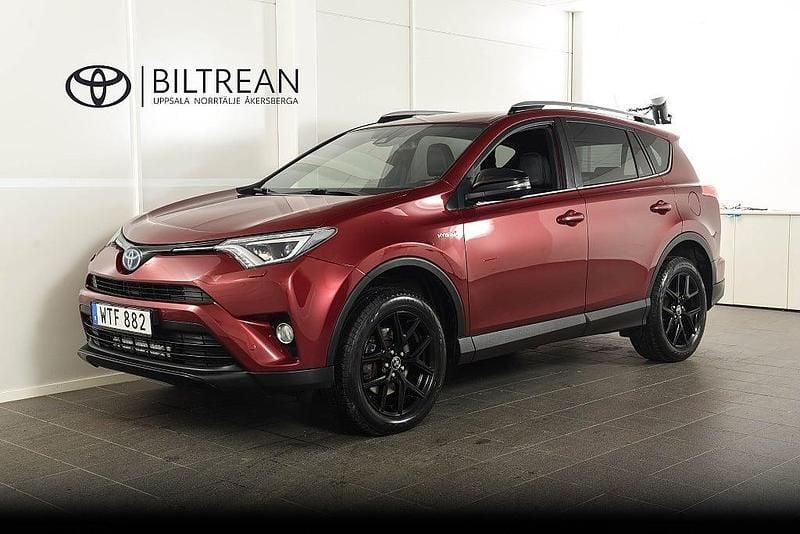 Röd Begagnad 2017 Toyota RAV4 Hybrid Edition SUV | 244 900 kr (Marknadspris) - Bild 1/4