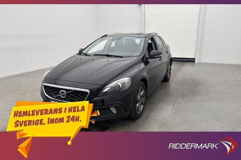 Svart Begagnad 2014 Volvo V40 CC Momentum Kombi | 144 800 kr (Marknadspris) - Bild 1/3