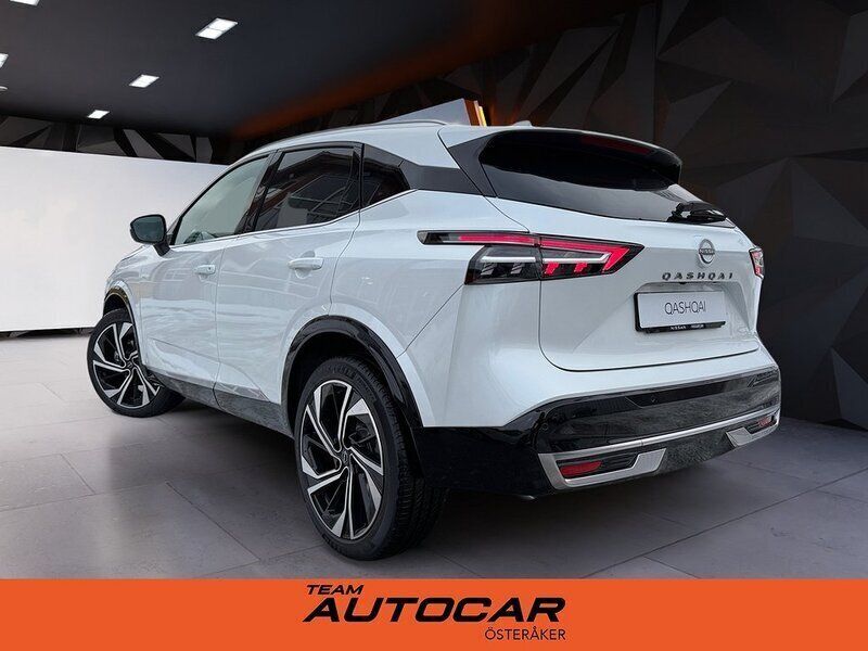 Begagnad Nissan Qashqai Tekna 140 HK (102 kW) 2024 Svart SUV