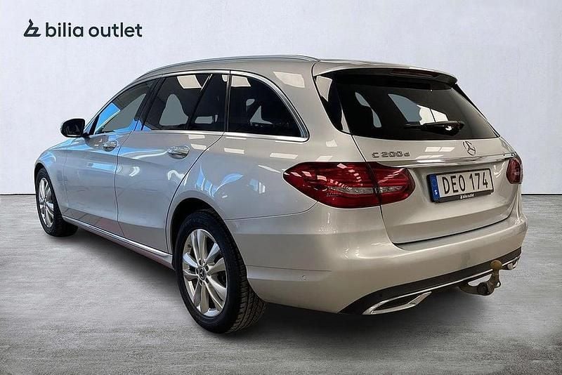Begagnad Mercedes C200 Avantgarde 161 HK (118 kW) 2019 Silver Kombi