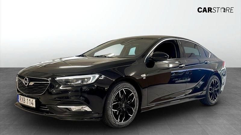 Svart Begagnad 2018 Opel Insignia Business Halvkombi | 179 900 kr (Lite dyr) - Bild 1/4