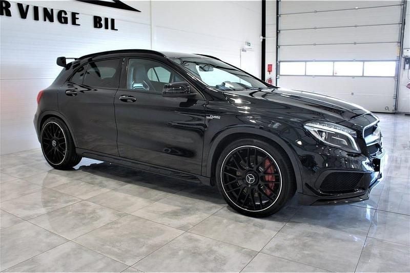 Begagnad Mercedes GLA45 AMG AMG 360 HK (264 kW) 2015 Svart SUV
