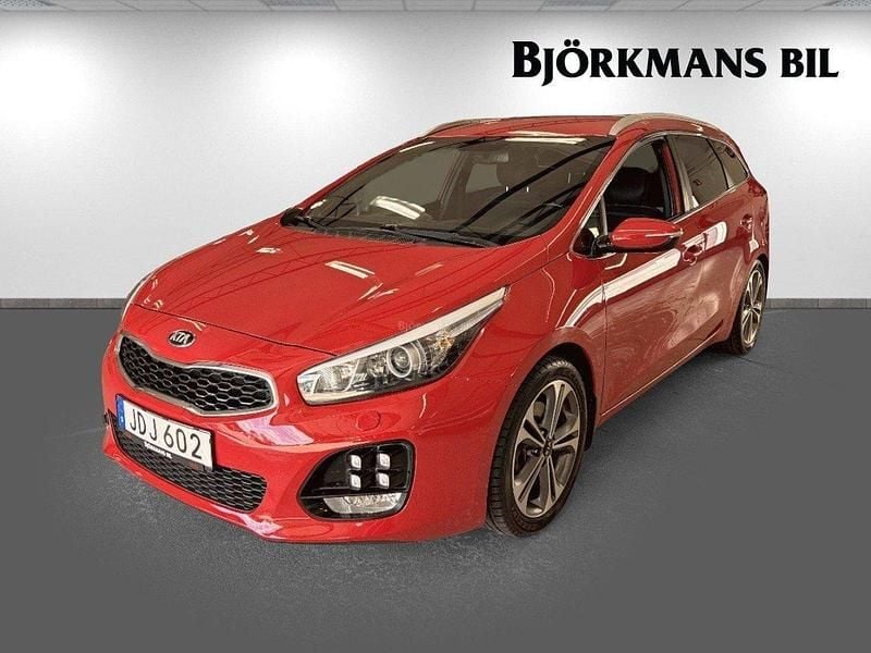 Röd Begagnad 2016 Kia Ceed Sportswagon GT-Line S Kombi | 139 800 kr (Bra pris) - Bild 1/4