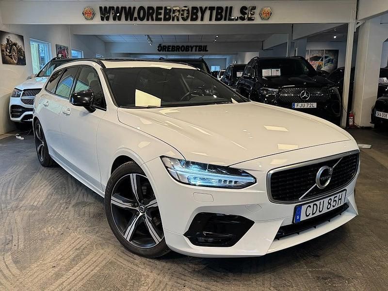 Vit Begagnad 2020 Volvo V90 R-Design Kombi | 289 500 kr (Superpris) - Bild 1/4