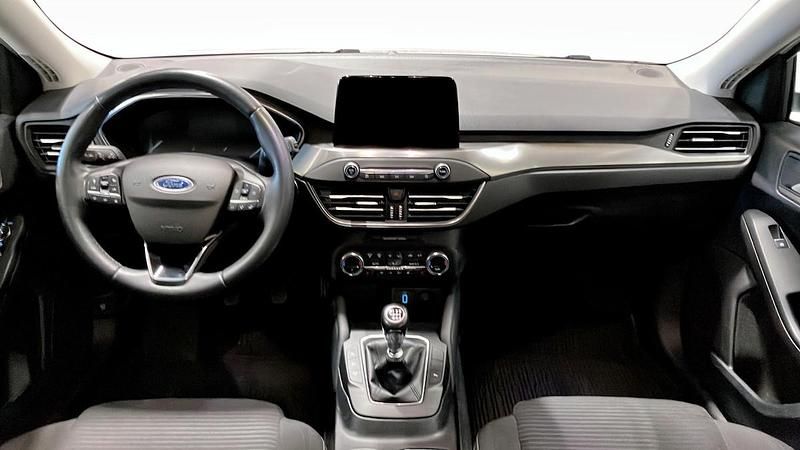 Begagnad Ford Focus Titanium 120 HK (88 kW) 2020 Vit Kombi