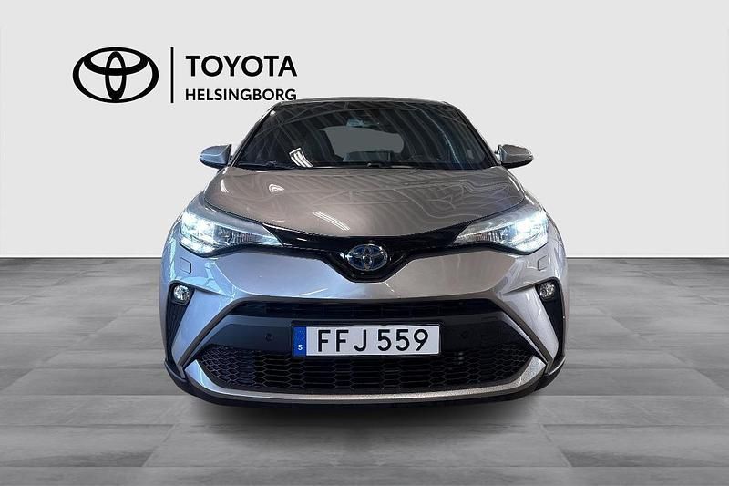 Begagnad Toyota C-HR Edition 124 HK (91 kW) 2021 Grå SUV