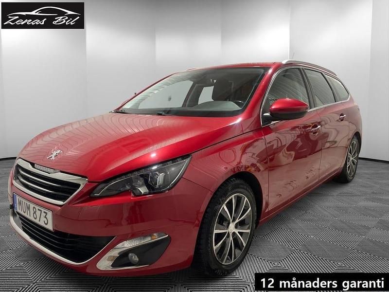 Mörkröd Begagnad 2015 Peugeot 308 SW Allure Kombi | 109 500 kr (Marknadspris) - Bild 1/4