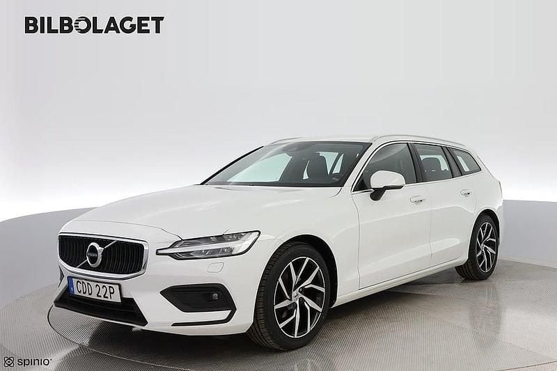 Begagnad Volvo V60 Momentum 192 HK (141 kW) 2019 Vit Kombi