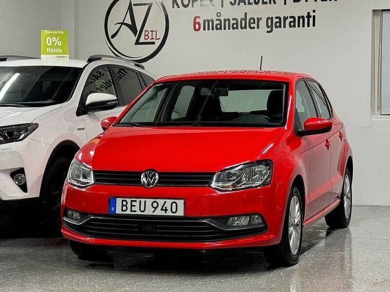 Röd Begagnad 2016 VW Polo S Halvkombi | 99 900 kr (Marknadspris) - Bild 1/4