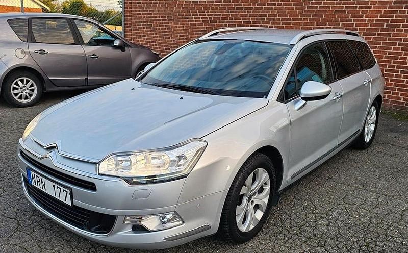 Silver Begagnad 2013 Citroën C5 Kombi | 109 900 kr (Dyr) - Bild 1/4