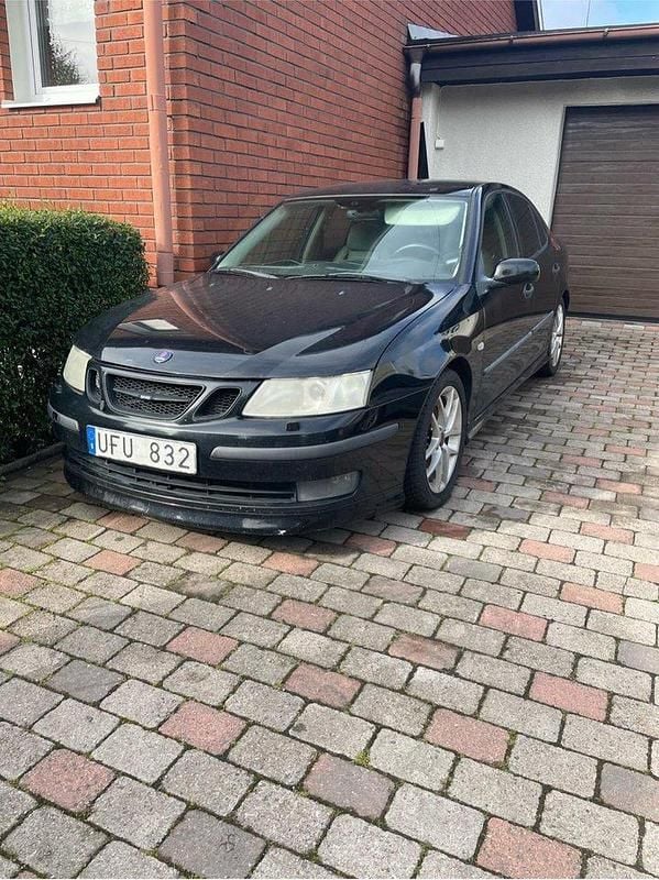 Svart Begagnad 2003 Saab 9-3 Aero Sedan | 13 500 kr (Dyr) - Bild 1/4