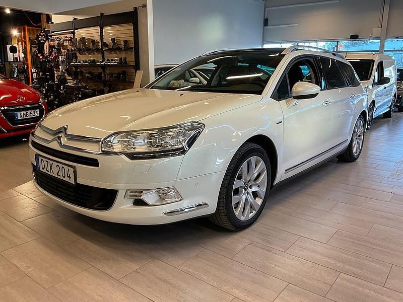 Vit Begagnad 2014 Citroën C5 Exclusive Kombi | 158 000 kr - Bild 1/4