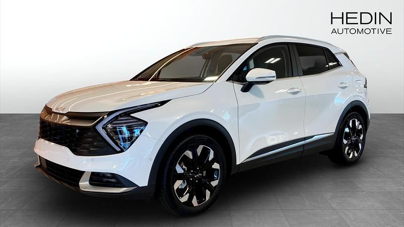 Vit (white) Ny 2025 Kia Sportage Advance SUV | 444 475 kr - Bild 1/4