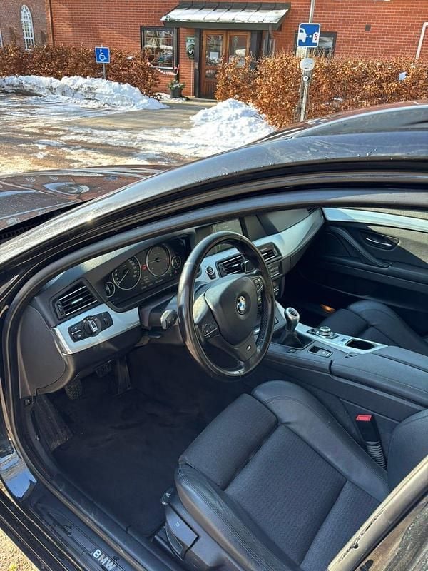 Begagnad BMW 520 184 HK (135 kW) 2012 Kombi