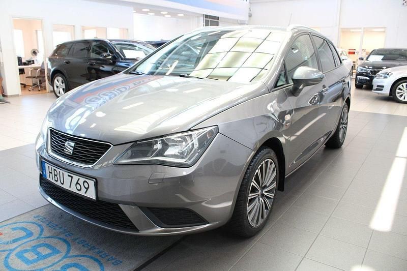 Grå Begagnad 2015 Seat Ibiza ST Style Kombi | 64 900 kr - Bild 1/4