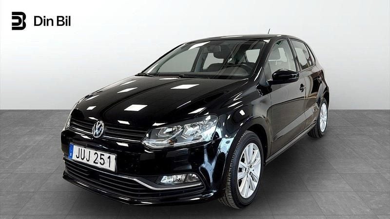 Svart Begagnad 2015 VW Polo Halvkombi | 99 900 kr (Marknadspris) - Bild 1/4
